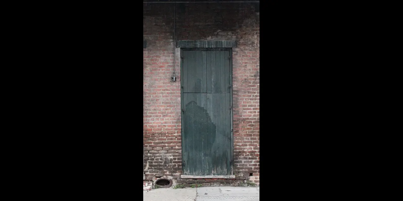 NOLA Door VII